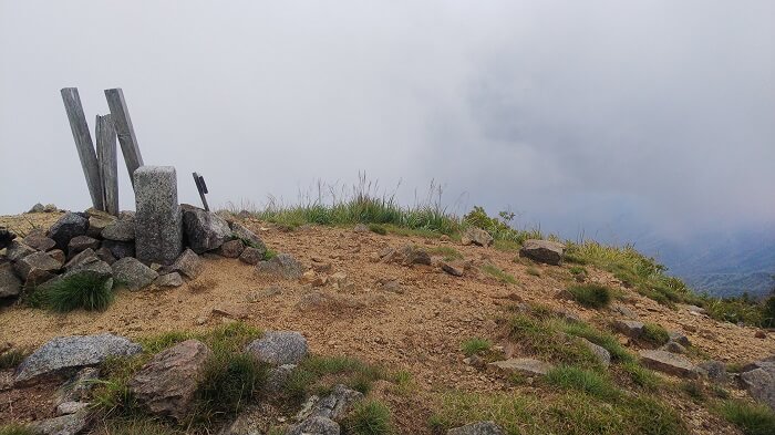 祝瓶山　山頂